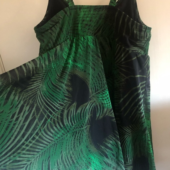 Lane Bryant Tropical print one piece women’s bathing suit. Worn once. Size 18. - Picture 2 of 4